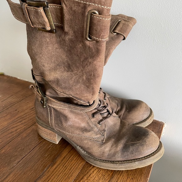 Krio Boots - Picture 2 of 4